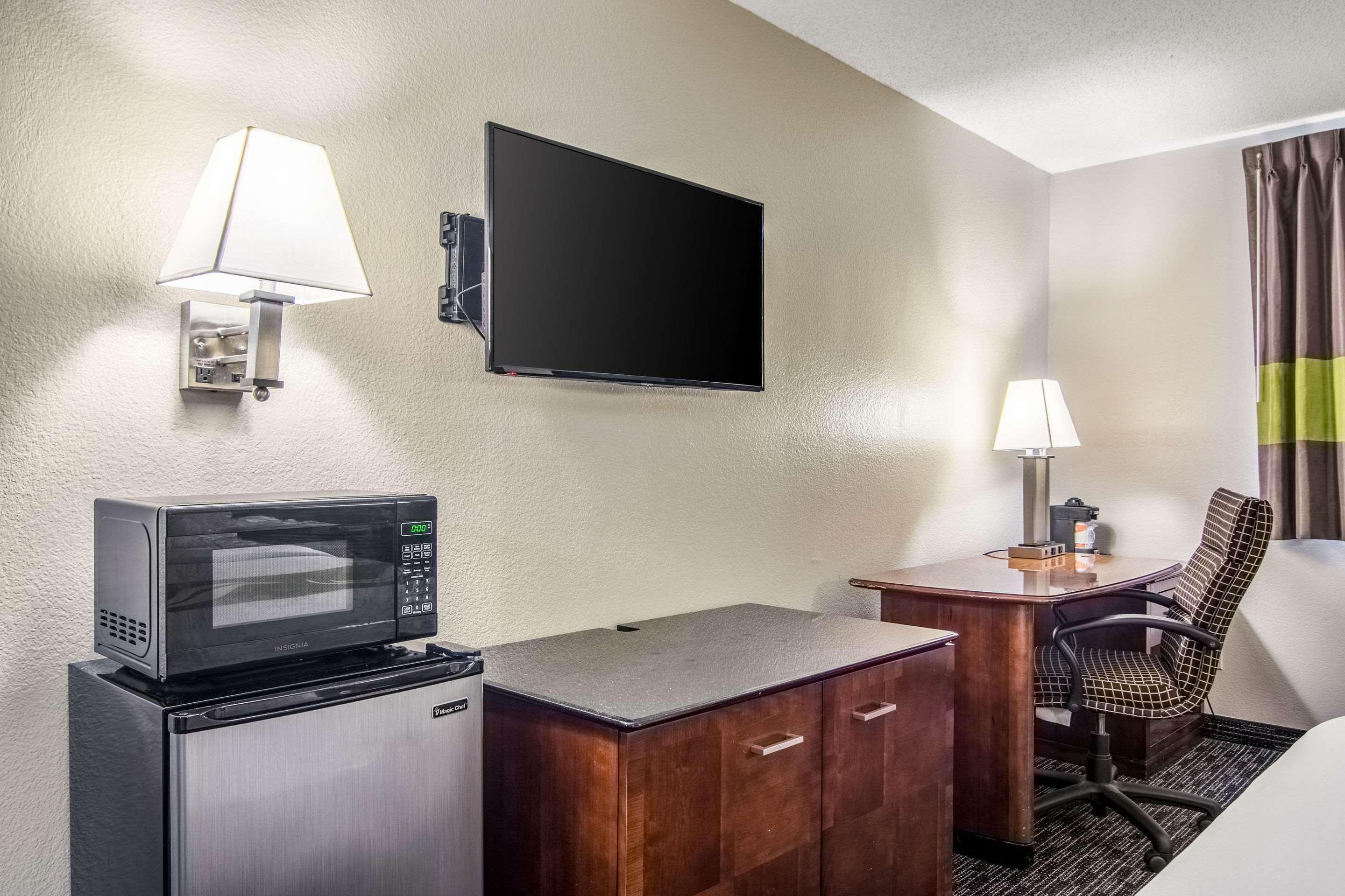 Quality Inn Atlanta Airport-Central College Park Exteriör bild
